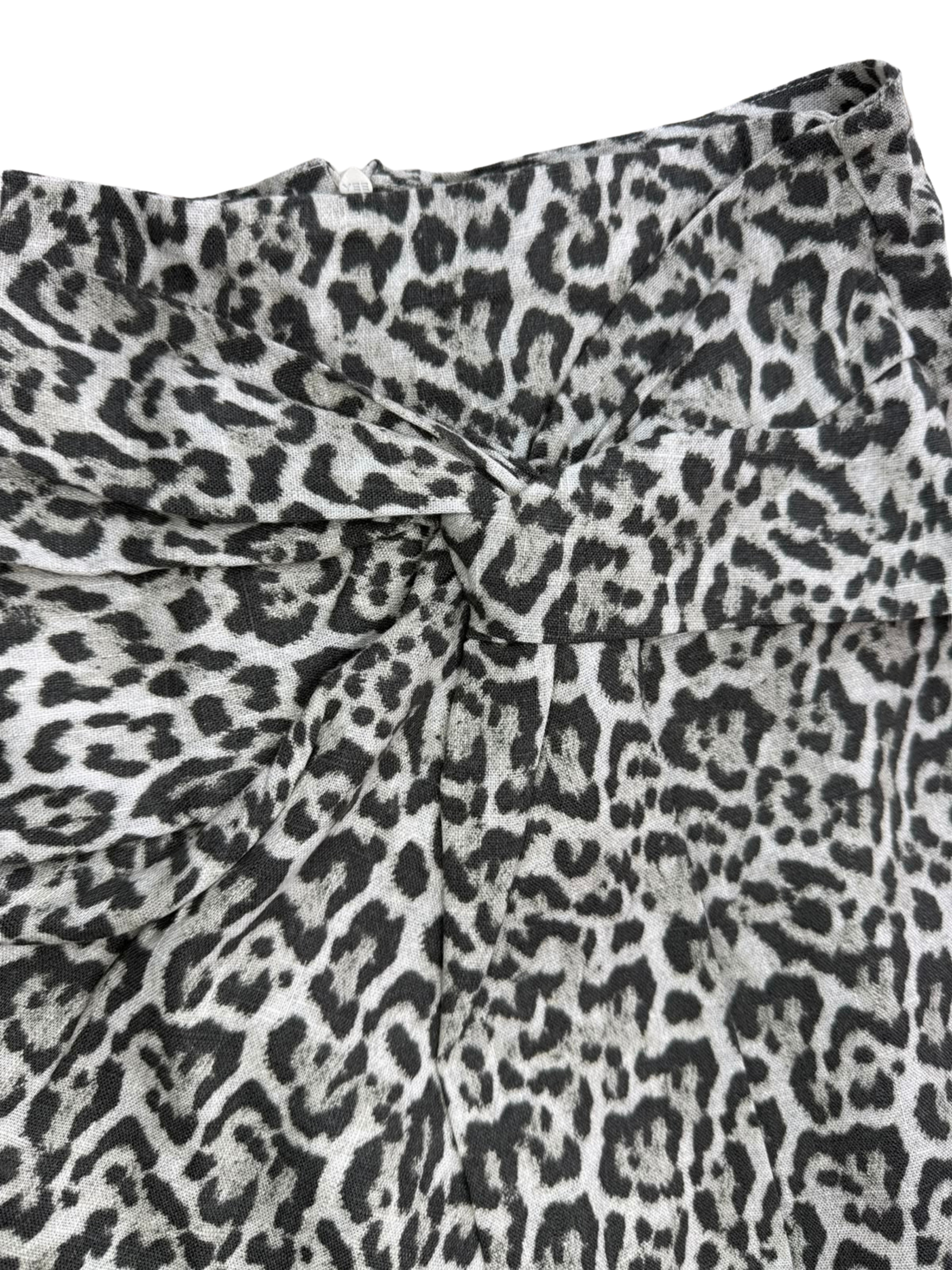 Pantaloni scurti Stradivarius