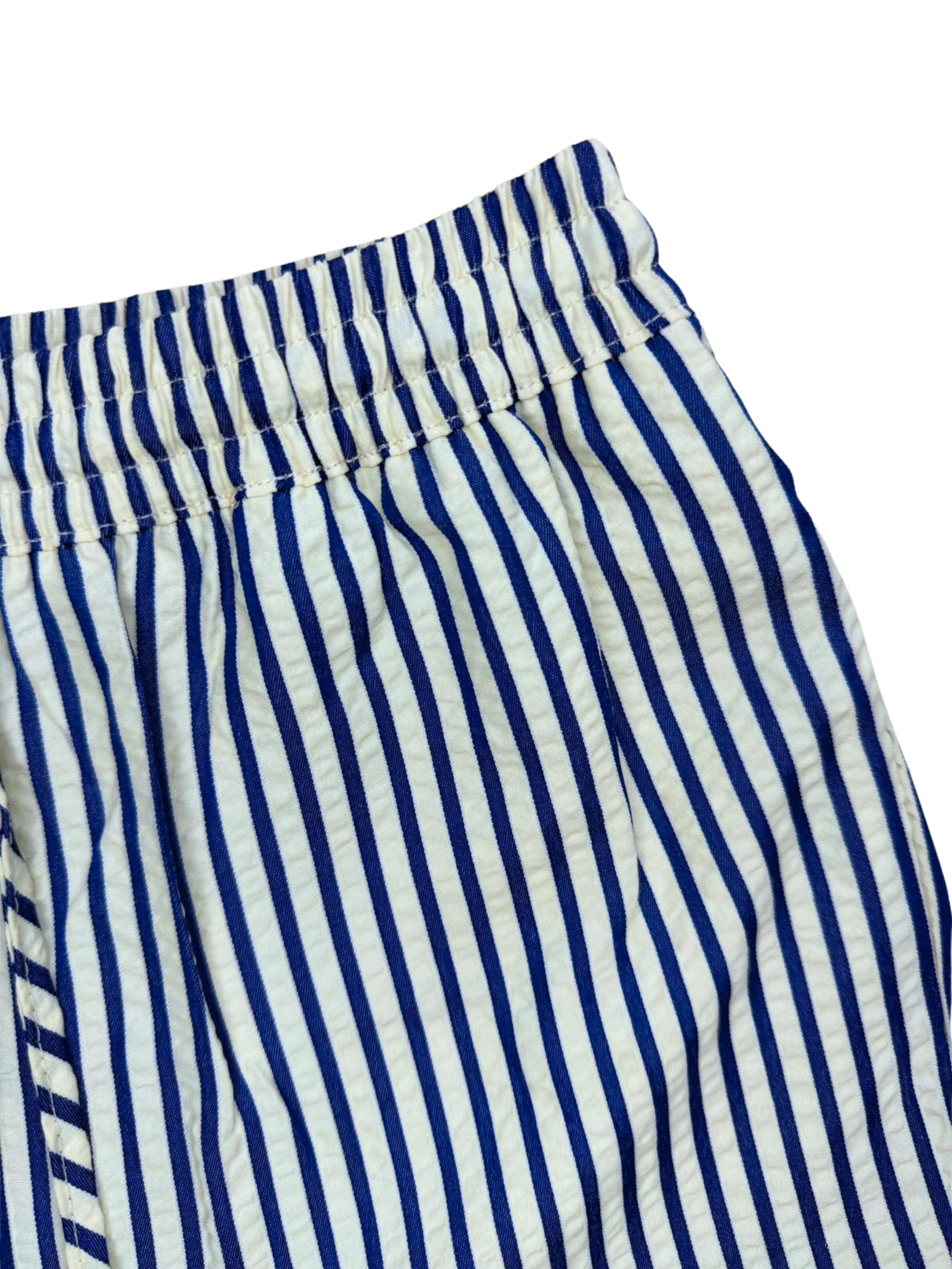 Pantaloni scurti Stradivarius