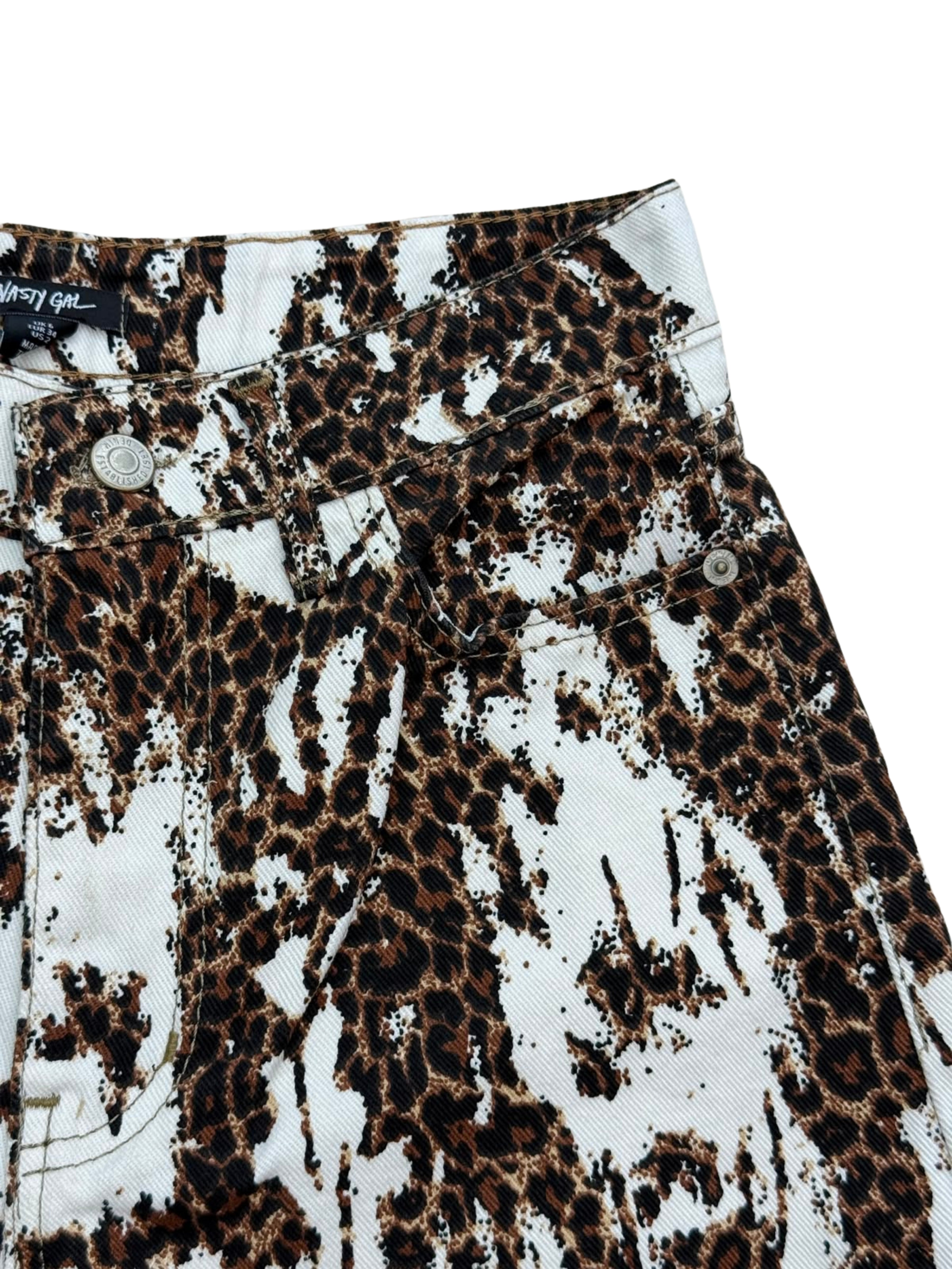 Pantaloni scurti Nasty Gal